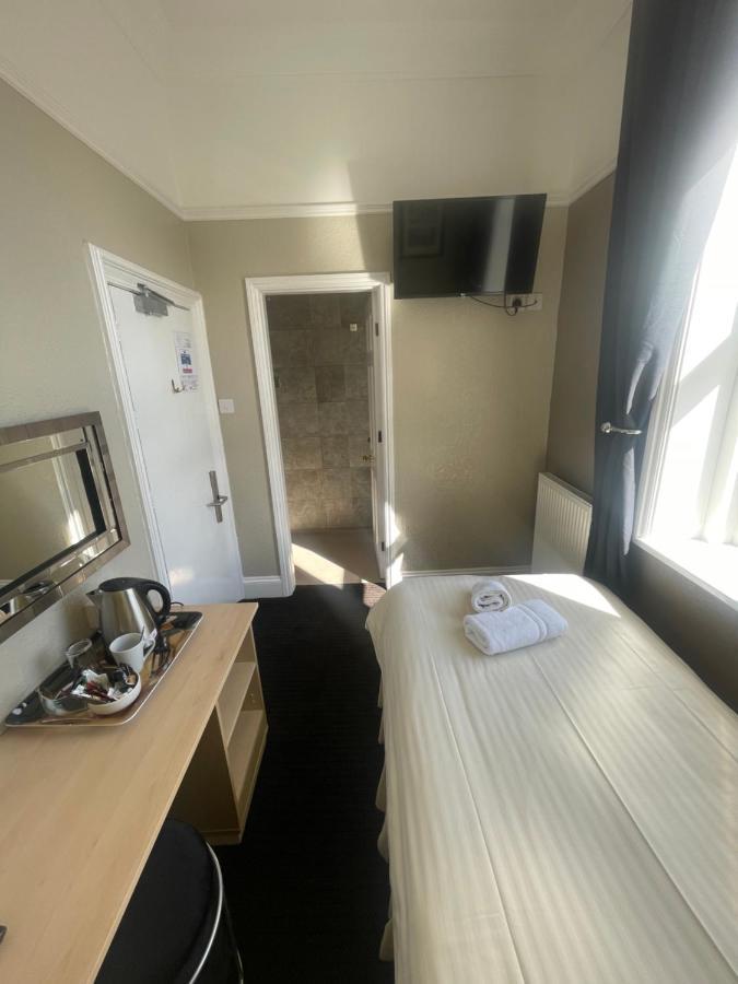 Mansfield Lodge Hotel Ltd Bagian luar foto
