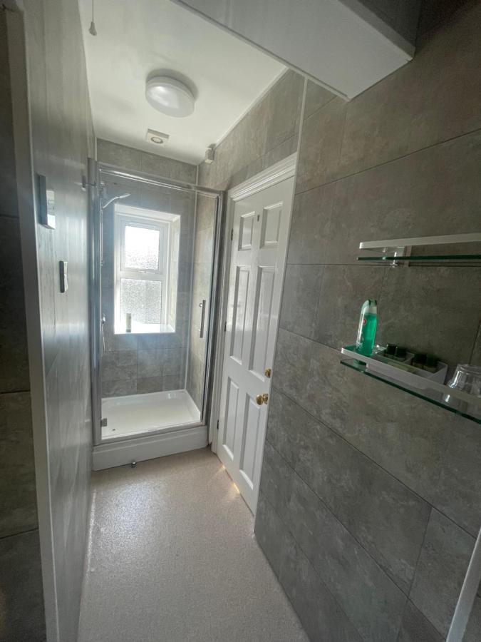 Mansfield Lodge Hotel Ltd Bagian luar foto
