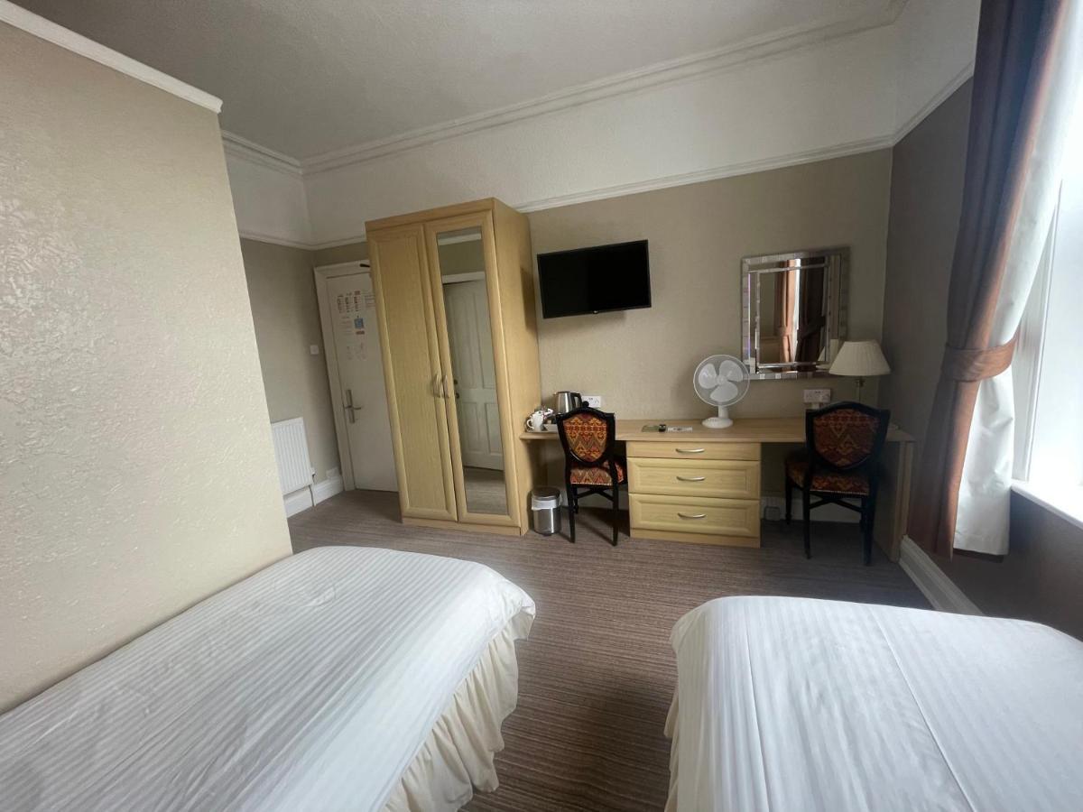 Mansfield Lodge Hotel Ltd Bagian luar foto