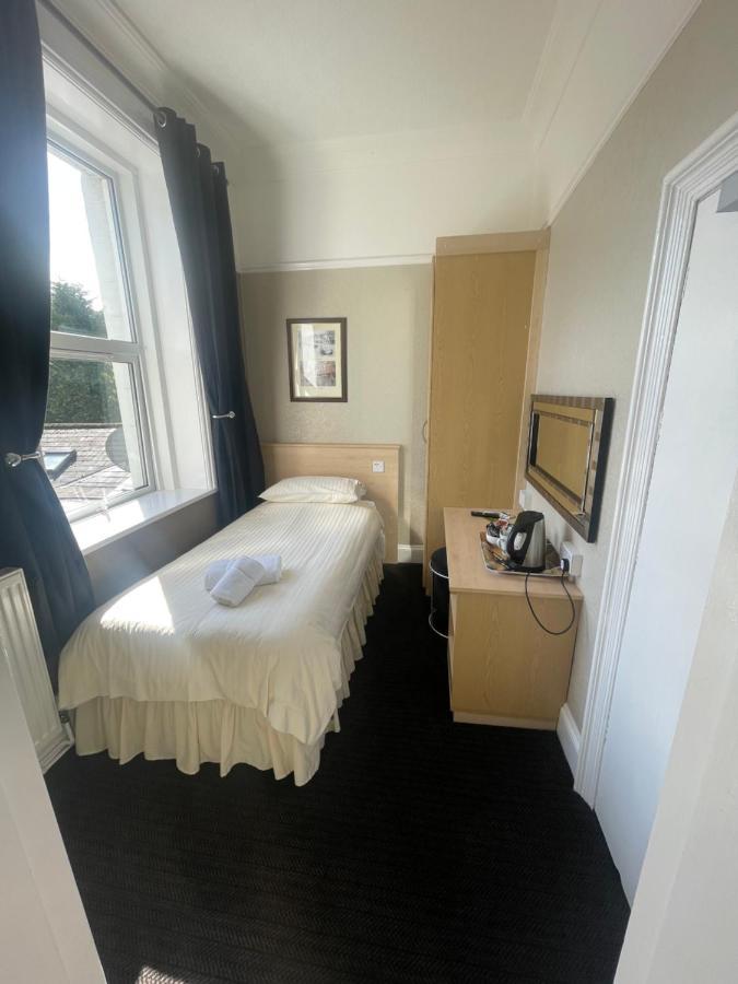 Mansfield Lodge Hotel Ltd Bagian luar foto
